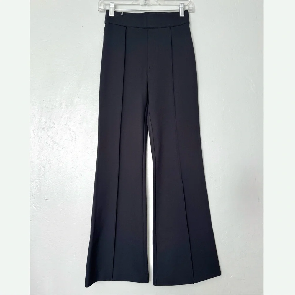SPANXsmooth Black PerfectFit Ponte High Rise Flared Leg Pants Size XS/PT (NWOT) - Picture 1 of 10